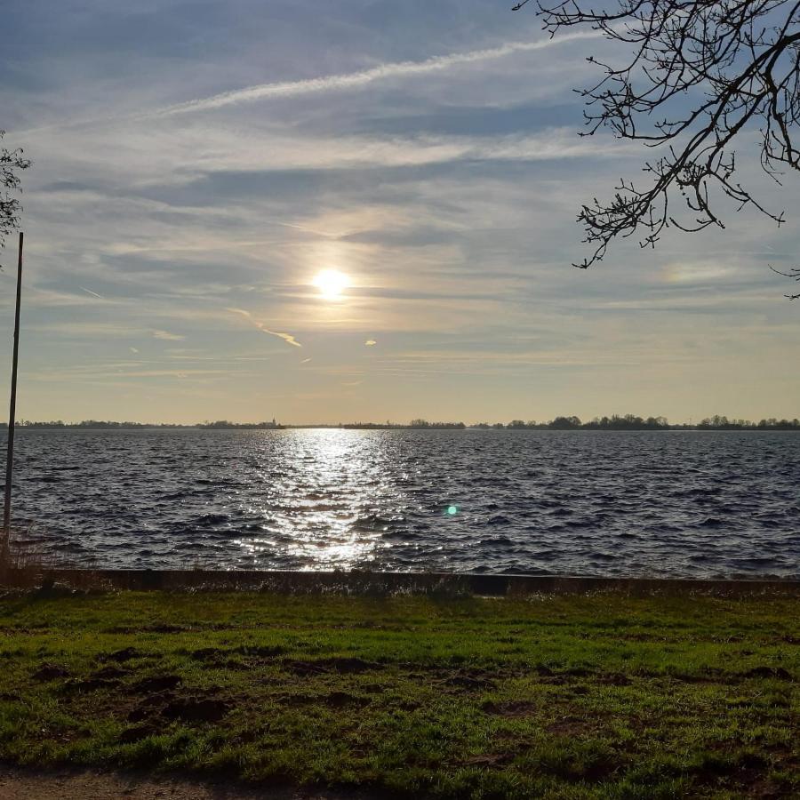 My Tiny Bliss Vinkeveense Plassen Zewnętrze zdjęcie